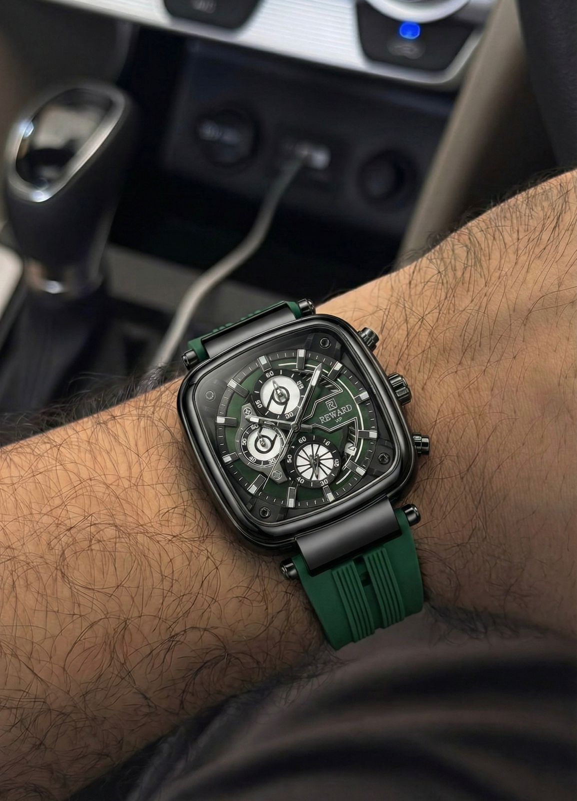 Reward Stylish & luxury Green Watch with Chronograph  ||  ساعة ريوارد الخضراء الأنيقة والفاخرة مع خاصية الكرونوغراف